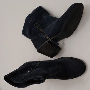 Adam Tucker Women's Size 9.5 M Suede 3 inch Heel Side Zip Boots